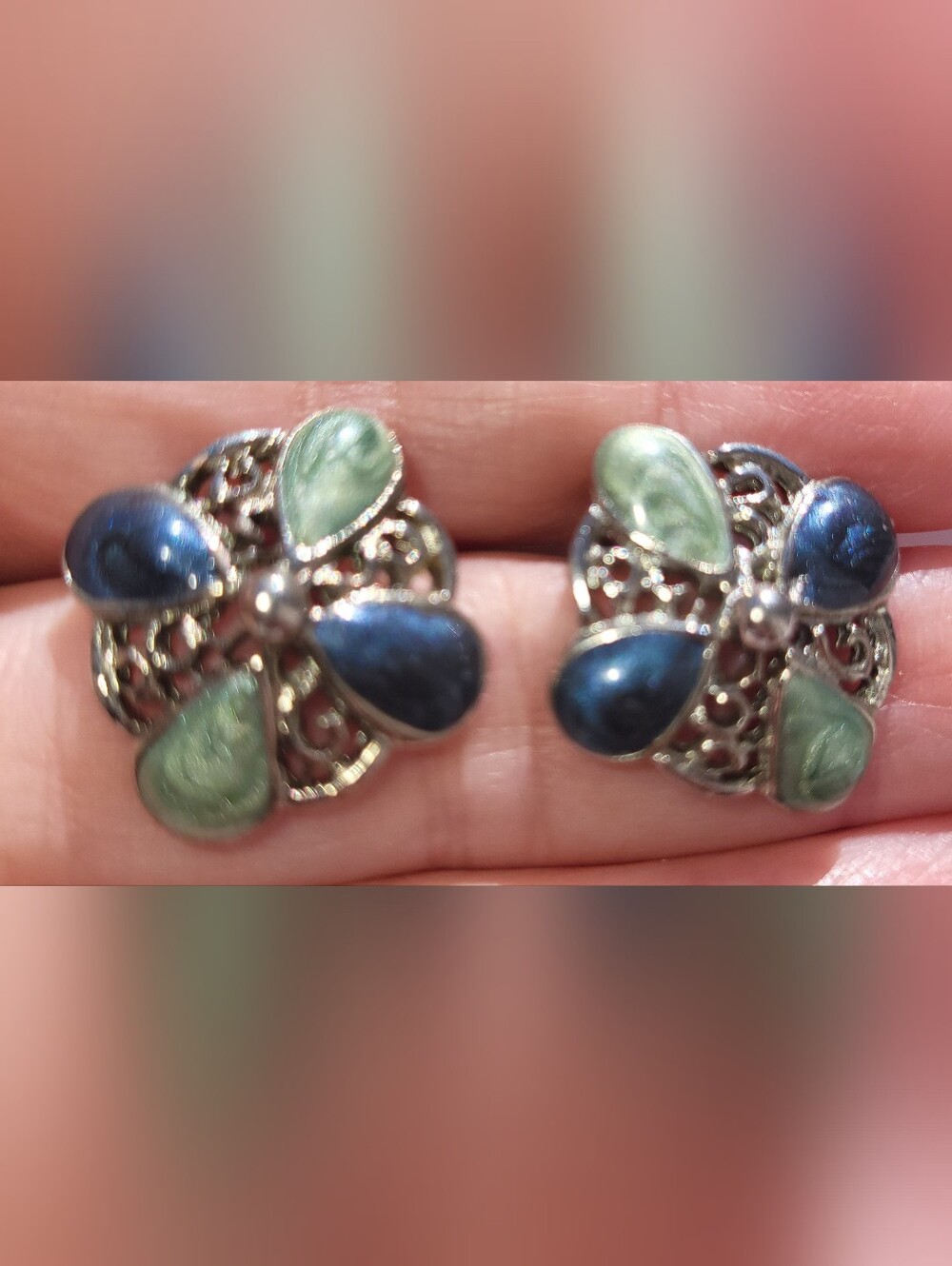 (1") Elegant Green and Blue Teardrop Women’s Earrings
